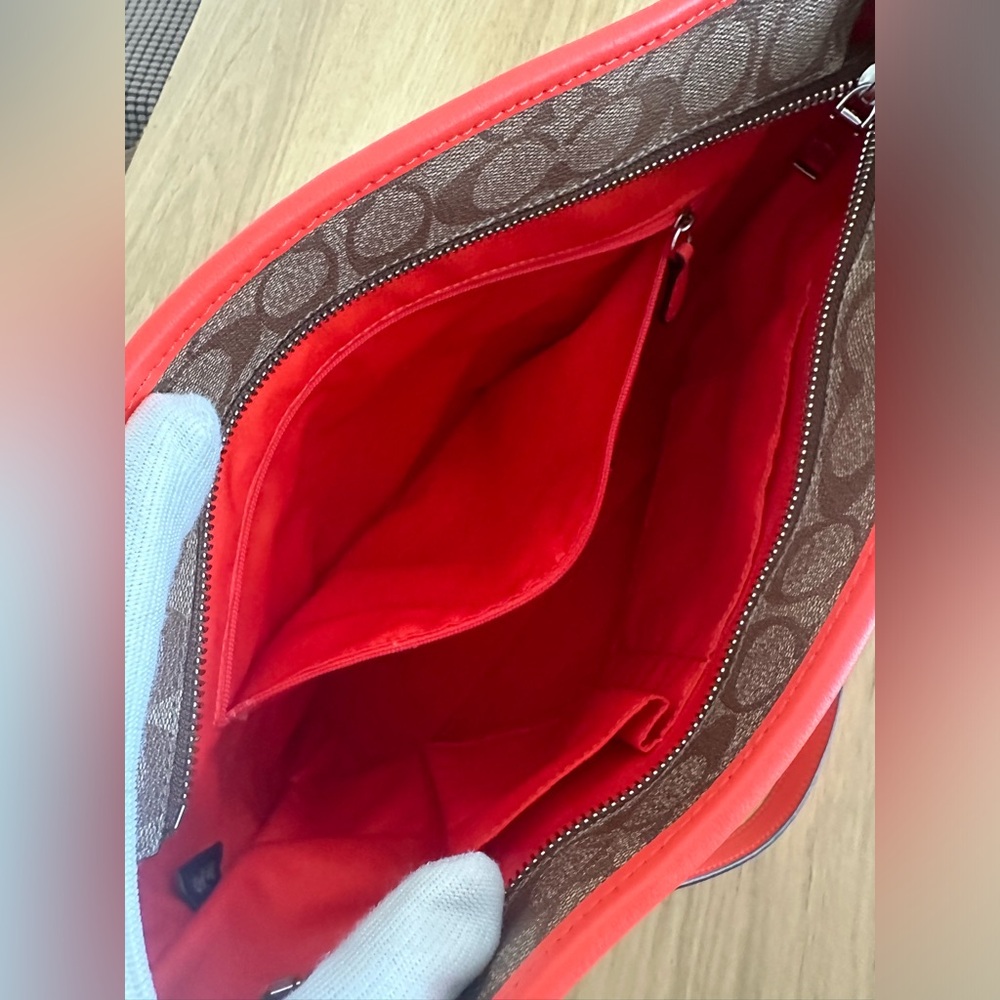 Coach zippy tote bag - Picture 10 of 12